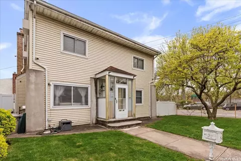 164-04 Lithonia Ave, Fresh Meadows, NY 11365