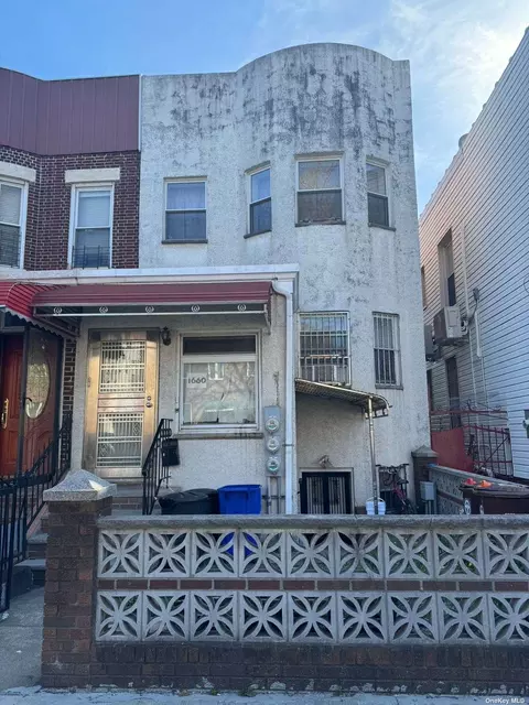 1660 74th St, Brooklyn, NY 11204