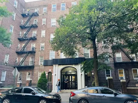 88-11 Elmhurst Ave #A4, Elmhurst, NY 11373