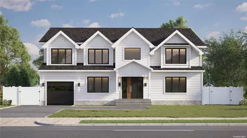 33 Lark Ct, Old Bethpage, NY 11804