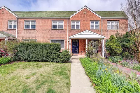 67-27 Harrow St, Forest Hills, NY 11375