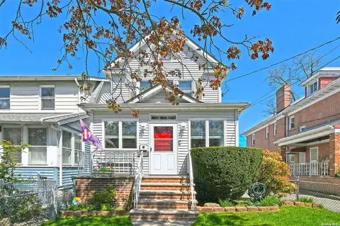 146-17 34th Ave, Flushing, NY 11354