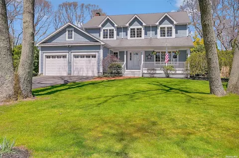 2305 Glenn Rd, Southold, NY 11971