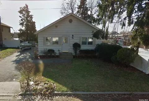 Undisclosed, Massapequa, NY 11758