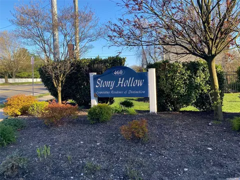 460 Old Town Rd #11D, Port Jefferson Station, NY 11776