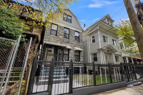 1698 Topping Ave, Bronx, NY 10457