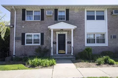 268-28 82nd Ave #132A, New Hyde Park, NY 11040