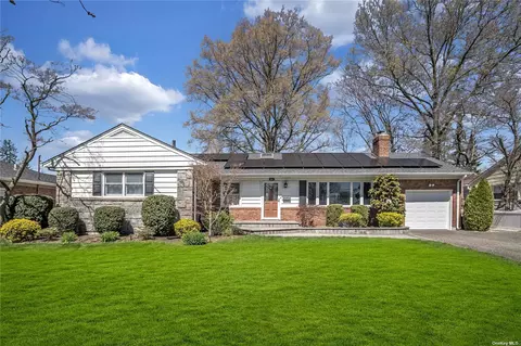 1961 Valentines Rd, Westbury, NY 11590