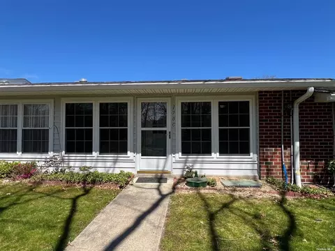 170 Ventry Ct # C, Ridge, NY 11961