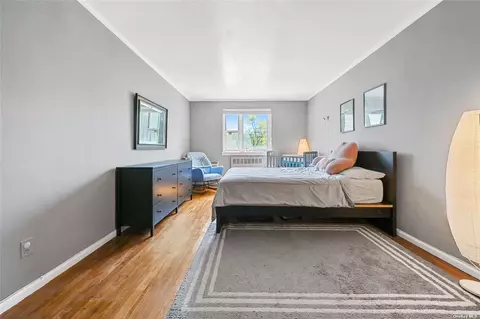 151-25 88th St #2A, Howard Beach, NY 11414