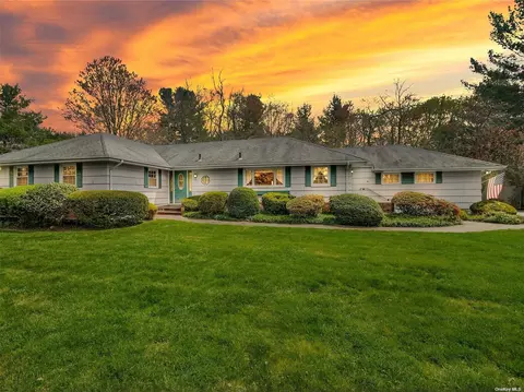 64 Windmill Dr, Huntington, NY 11743