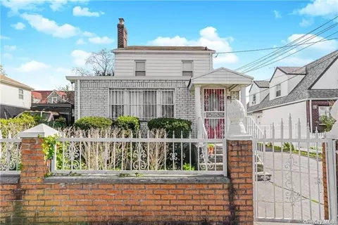217-22 102nd Ave, Queens Village, NY 11429