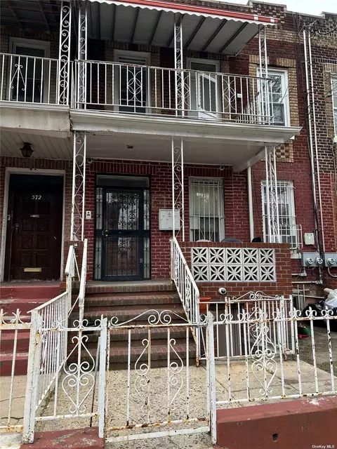 570 Bristol St, Brooklyn, NY 11212