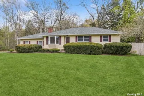 1465 N Ocean Ave, Medford, NY 11763