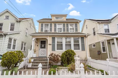 243-31 144th Ave, Rosedale, NY 11422