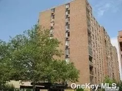 144-77 Roosevelt Ave #3H, Flushing, NY 11354