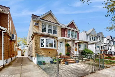 69-12 67th St, Glendale, NY 11385