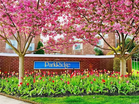 68-49 Cloverdale Blvd #114, Bayside, NY 11364