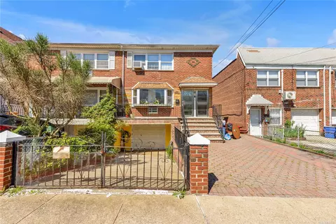 58-32 Lawrence St, Flushing, NY 11355
