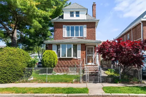 189-01 45th Rd, Flushing, NY 11358