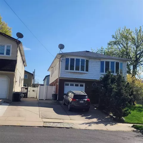 184 Auburn Ave, Staten Island, NY 10314