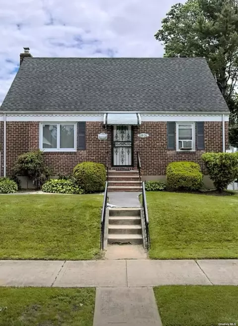 119-31 217th St, Cambria Heights, NY 11411