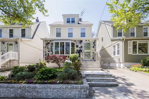 88-18 Gettysburg St, Bellerose, NY 11426