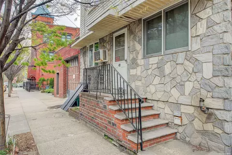 49 Herbert St, Brooklyn, NY 11222