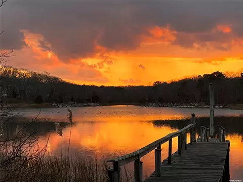 Undisclosed, Mattituck, NY 11952