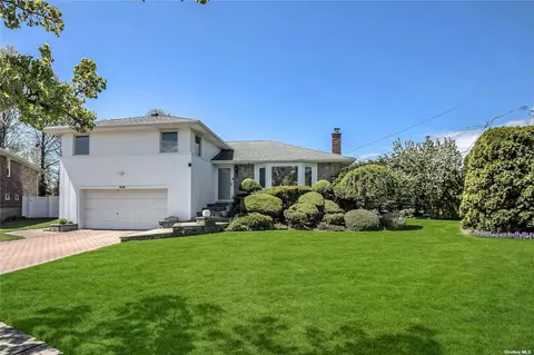 698 Sherman, Westbury, NY 11590