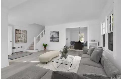 72-15 Kessel St, Flushing, NY 11375