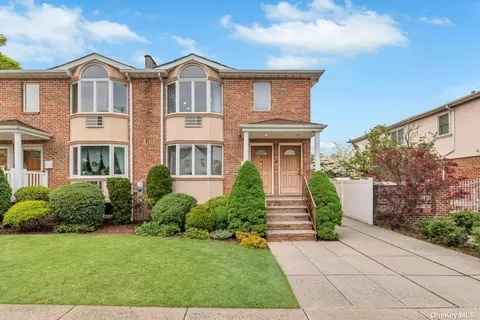 163-15 15th Dr, Whitestone, NY 11357