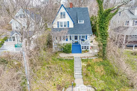 3 Bayview Ter, Northport, NY 11768