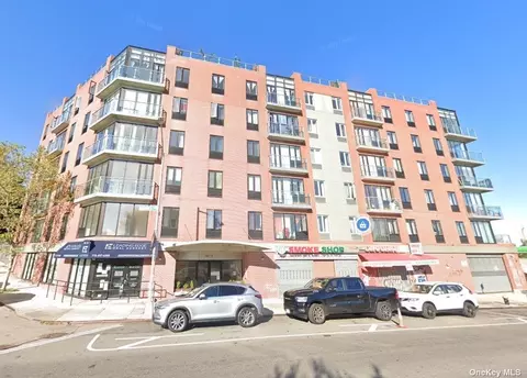 60-70 Woodhaven Blvd #5F, Elmhurst, NY 11373