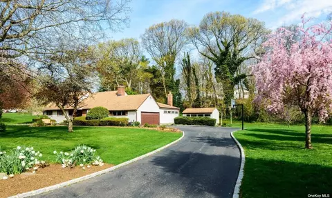 192 Flower Hill Rd, Huntington, NY 11743