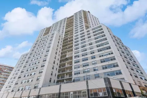 125-10 Queens Blvd #1407, Kew Gardens, NY 11415