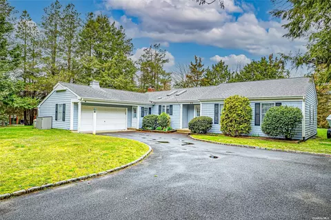 610 Peconic Bay Blvd, Jamesport, NY 11947