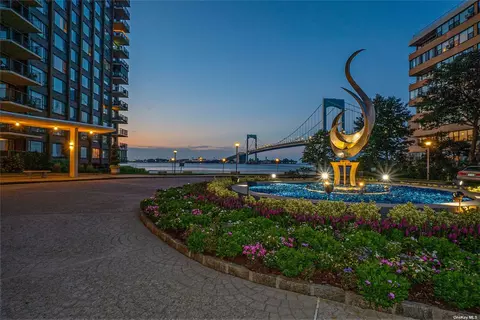 166-25 Powells Cove Blvd #18F, Beechhurst, NY 11357