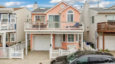 92 Arizona Ave, Long Beach, NY 11561