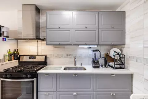 444 Neptune Ave #7A, Brooklyn, NY 11224