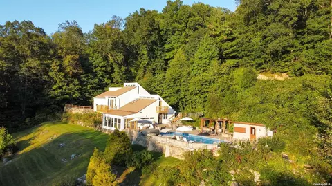 191 Gage Rd, Southeast, NY 10509