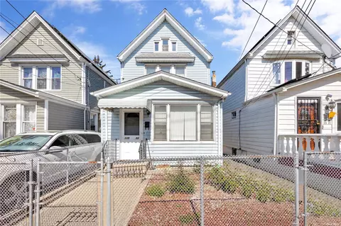 115-33 120th St, South Ozone Park, NY 11420