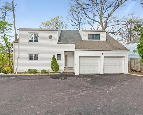 11 Harbor Hill Rd, Glen Cove, NY 11542