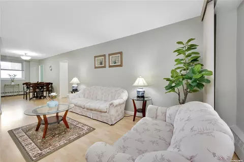 98-20 62 Dr #5G, Rego Park, NY 11374