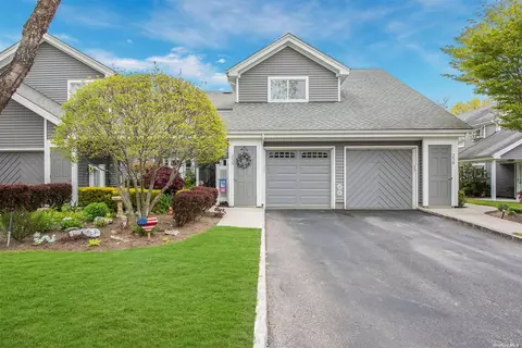 259 River Dr #259, Moriches, NY 11955