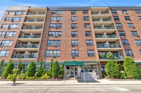 333 E Broadway #1L, Long Beach, NY 11561