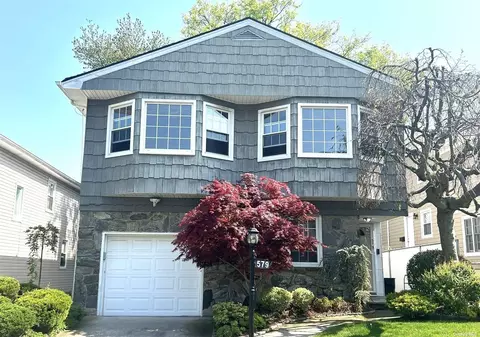 579 Klondike Ave, Staten Island, NY 10314