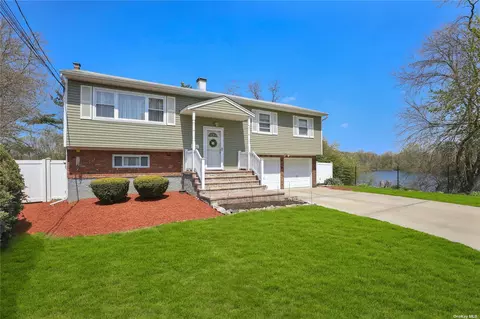 971 Notre Dame, North Baldwin, NY 11510