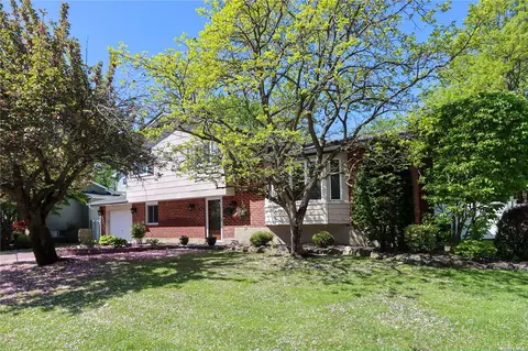 9 Madison Ave, Jericho, NY 11753