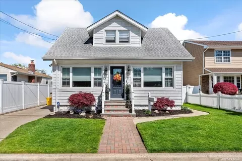 20 N Peach St, Bethpage, NY 11714